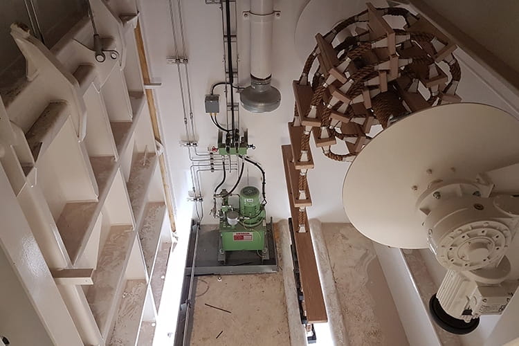 Pillot Ladder 4.jpg