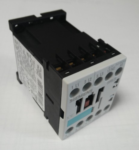 Stycznik SIEMENS 3RT1016-1AD01.jpg